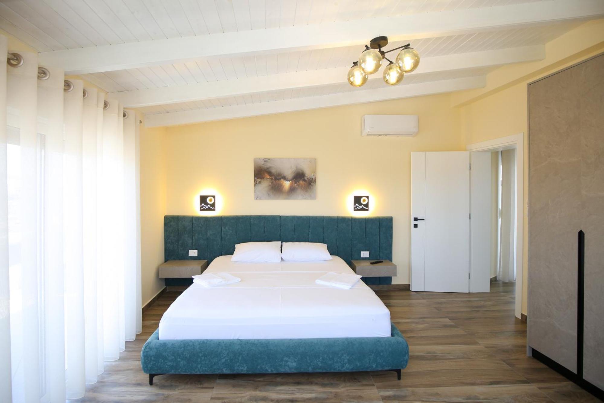 Queen Apartmets Vlore Exterior photo