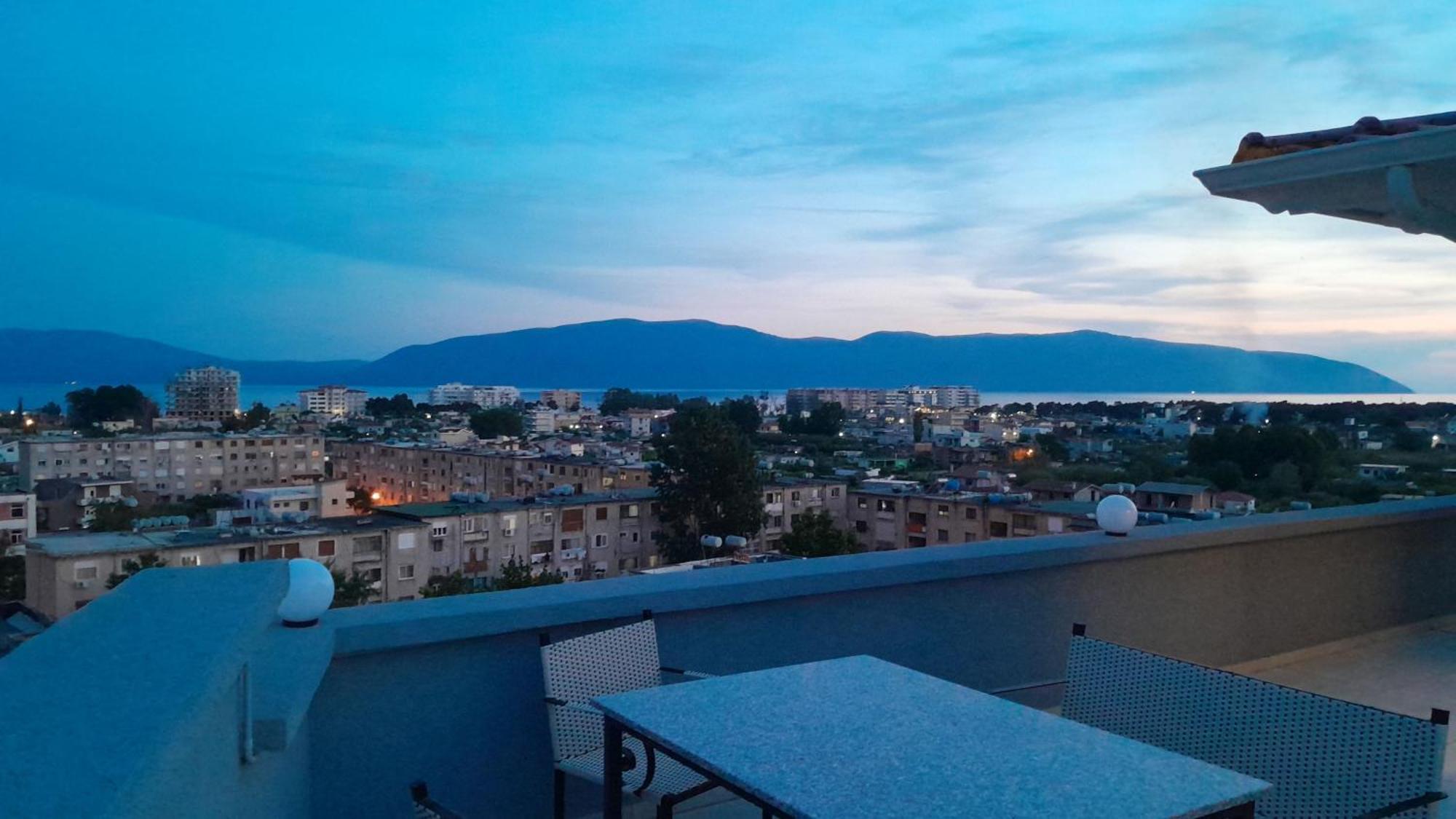 Queen Apartmets Vlore Room photo