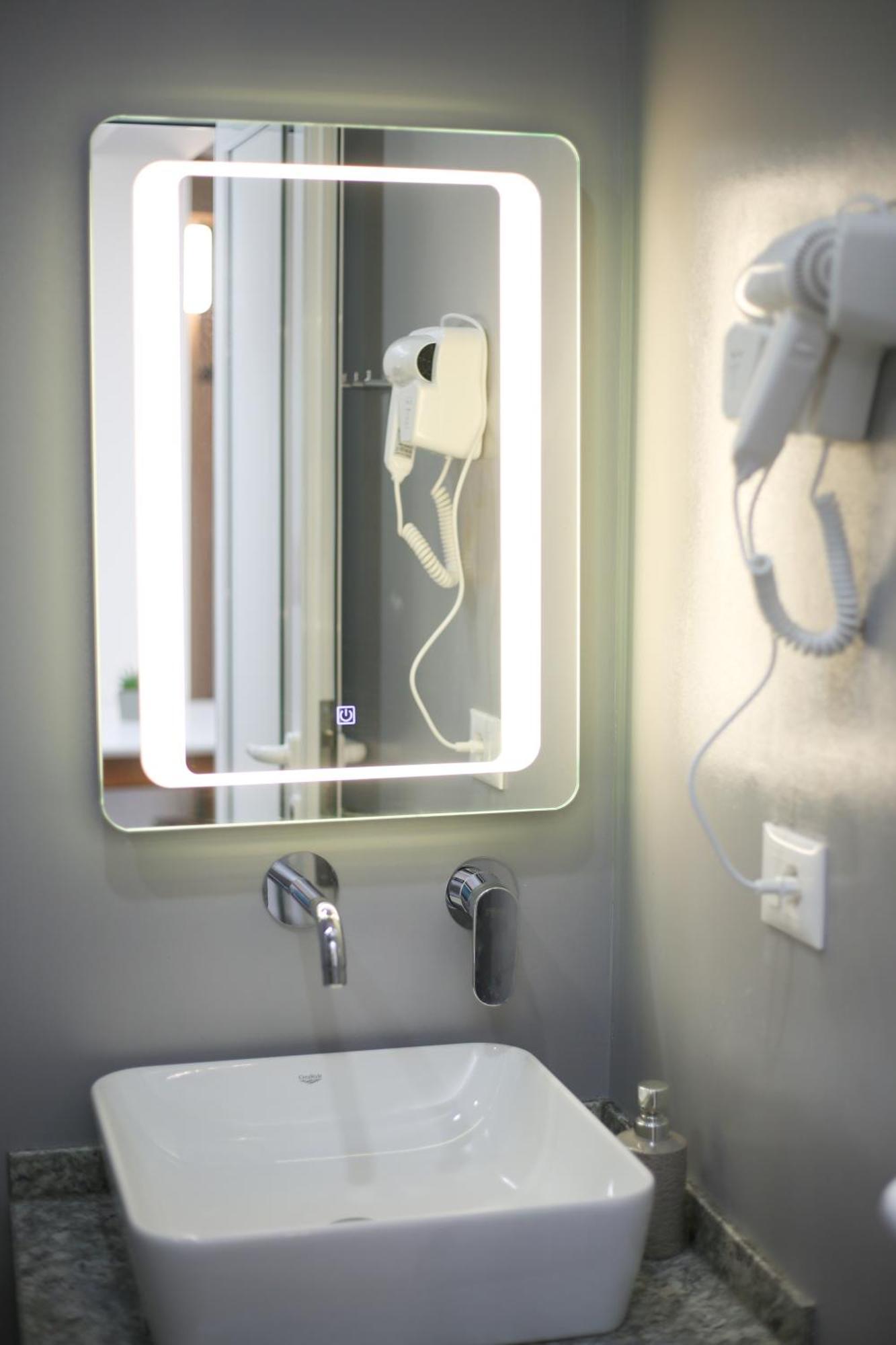 Queen Apartmets Vlore Room photo